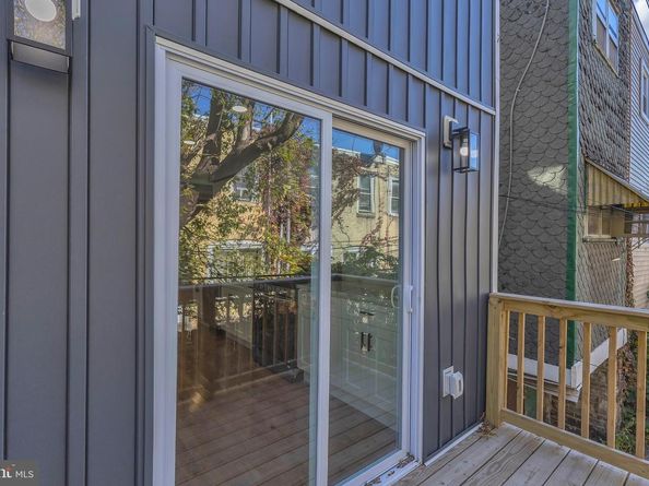 5221 Warrington Avenue, Philadelphia PA 19143