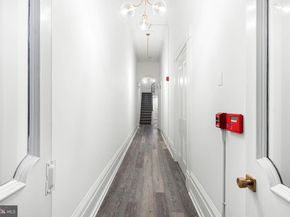 306 S 10TH Street B, Philadelphia PA 19107