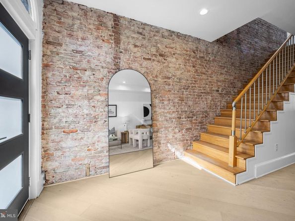 41 R Street NW, Washington DC 20001