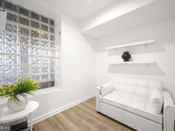 41 R Street NW, Washington DC 20001