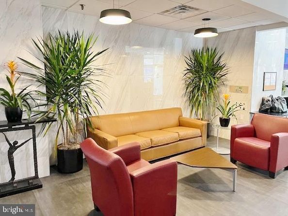 2101 Chestnut Street 517, Philadelphia PA 19103