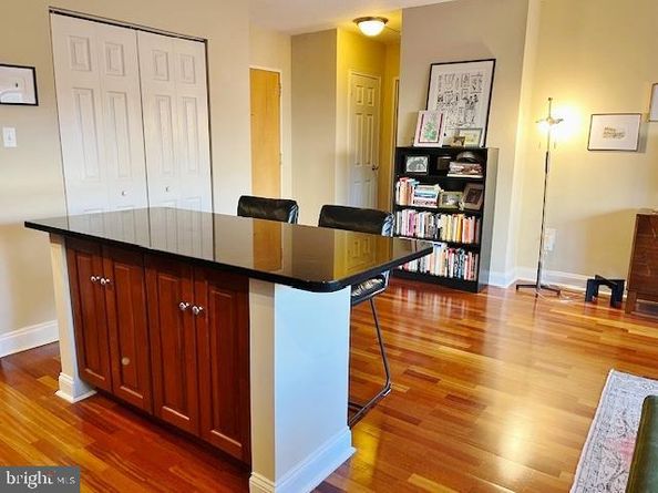 2101 Chestnut Street 517, Philadelphia PA 19103