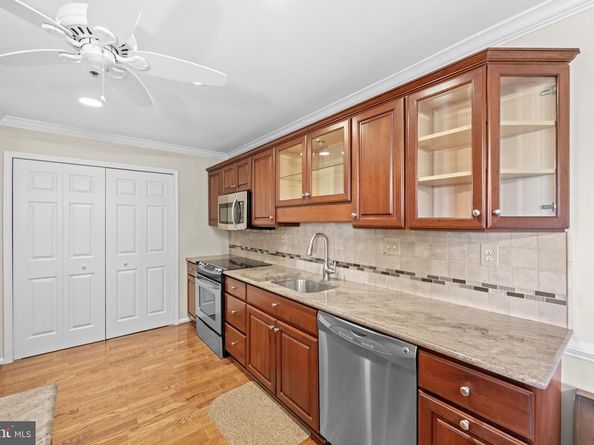 330 Paoli Pointe Drive, Paoli PA 19301