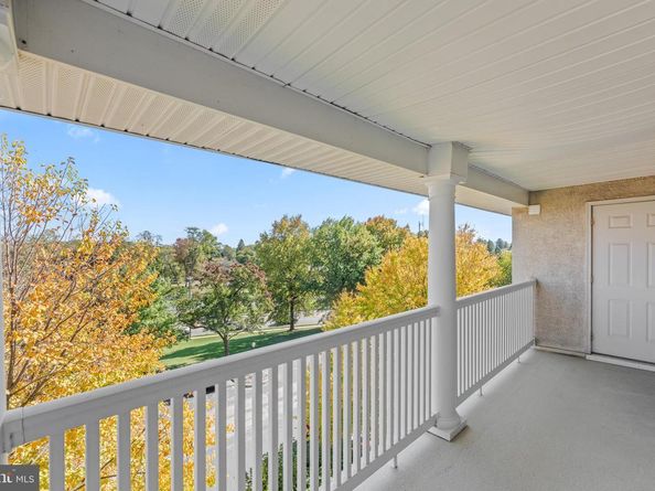 330 Paoli Pointe Drive, Paoli PA 19301