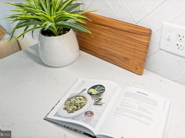 7175 12TH Street NW 405, Washington DC 20011