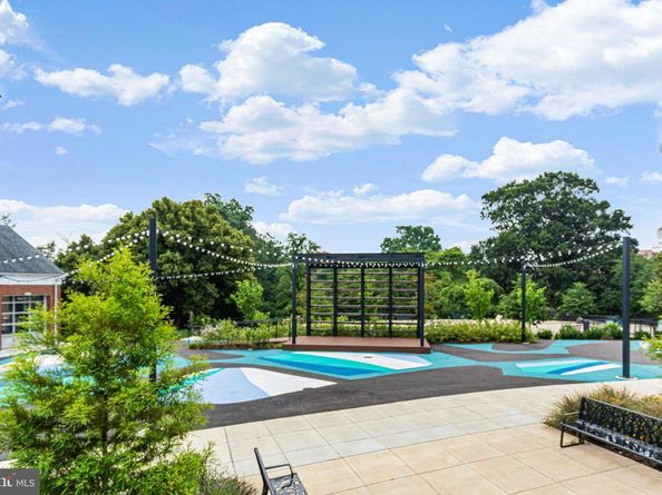 7175 12TH Street NW 405, Washington DC 20011