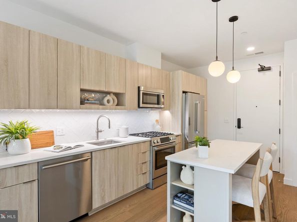 7175 12TH Street NW 405, Washington DC 20011