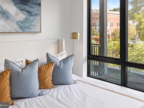 7175 12TH Street NW 405, Washington DC 20011