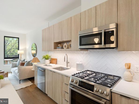 7175 12TH Street NW 405, Washington DC 20011