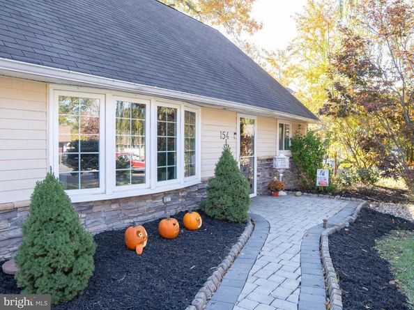 154 Juniper Drive, Levittown PA 19056