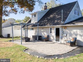 154 Juniper Drive, Levittown PA 19056