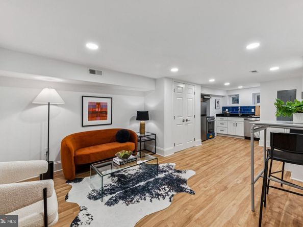 627 Elliott Street NE, Washington DC 20002