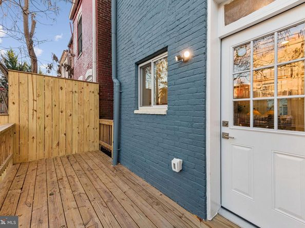 627 Elliott Street NE, Washington DC 20002