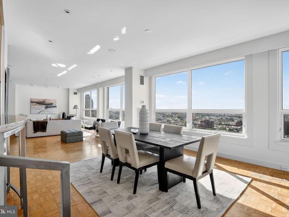 1820 Rittenhouse Square 1802, Philadelphia PA 19103