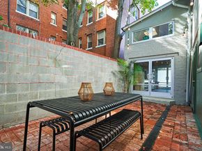 20 9TH Street NE, Washington DC 20002