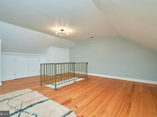 20 9TH Street NE, Washington DC 20002