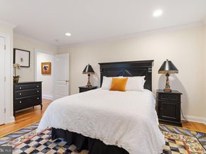 732 Saint Andrews Road, Philadelphia PA 19118