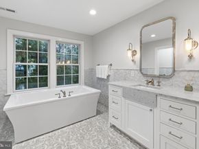 732 Saint Andrews Road, Philadelphia PA 19118