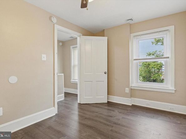 29 W 2nd Street, Bridgeport PA 19405