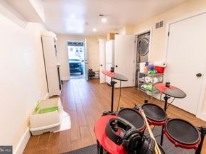 3420 Barclay Street, Philadelphia PA 19129