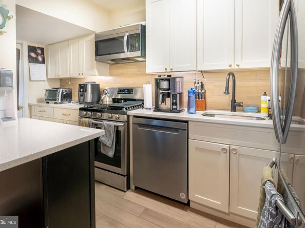 3420 Barclay Street, Philadelphia PA 19129