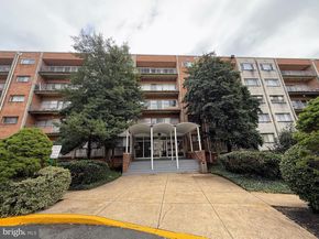 5831 Quantrell Avenue 505, Alexandria VA 22312