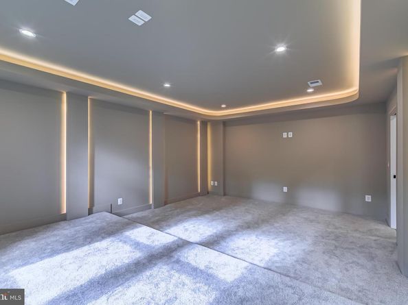 913 Symphony Circle SW, Vienna VA 22180