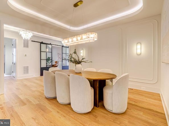 913 Symphony Circle SW, Vienna VA 22180