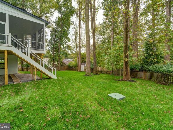 913 Symphony Circle SW, Vienna VA 22180