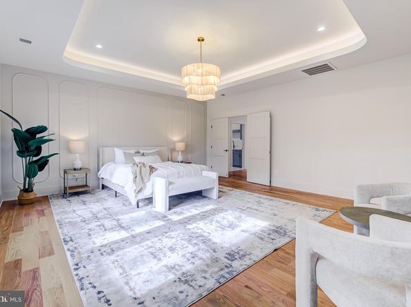 913 Symphony Circle SW, Vienna VA 22180