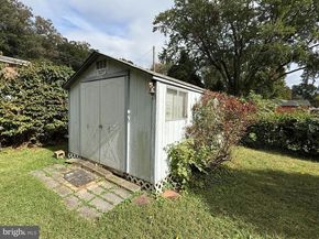6312 Indian Run Parkway, Alexandria VA 22312
