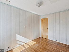 101 Davis Street, Philadelphia PA 19127