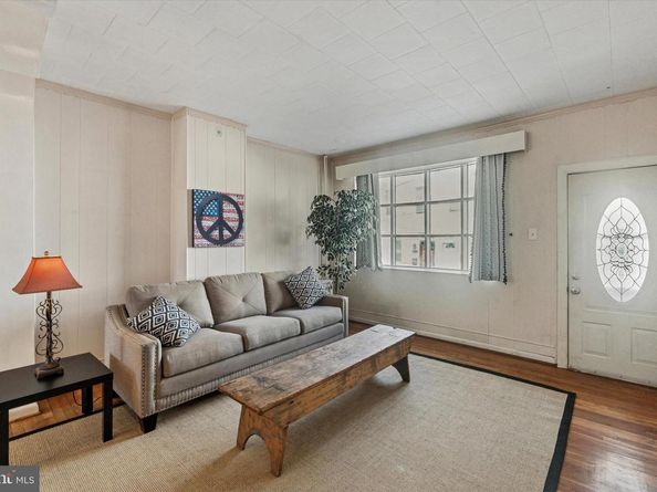 101 Davis Street, Philadelphia PA 19127