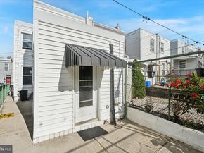 101 Davis Street, Philadelphia PA 19127