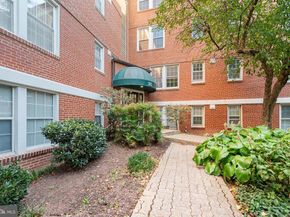 30 S Old Glebe Road 106E, Arlington VA 22204