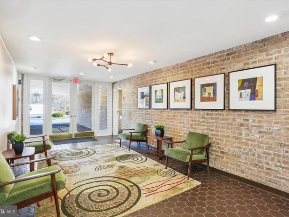 4928 Sentinel Drive 1405, Bethesda MD 20816