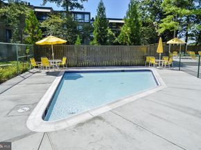 4928 Sentinel Drive 1405, Bethesda MD 20816