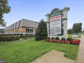 4928 Sentinel Drive 1405, Bethesda MD 20816
