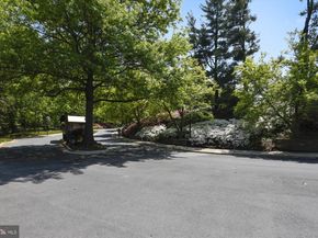 4928 Sentinel Drive 1405, Bethesda MD 20816