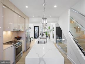 558 Harvard Street NW B, Washington DC 20001