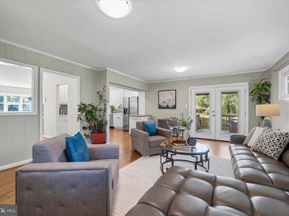 7456 Madeira Place, Annandale VA 22003