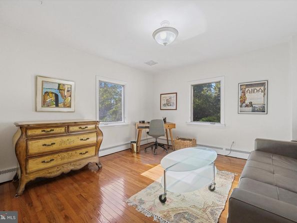 1354 Drayton Lane, Wynnewood PA 19096