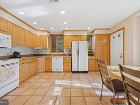 1354 Drayton Lane, Wynnewood PA 19096