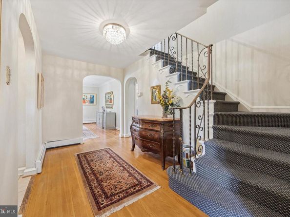 1354 Drayton Lane, Wynnewood PA 19096