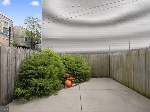 1711 S 20TH Street, Philadelphia PA 19145