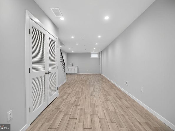 1711 S 20TH Street, Philadelphia PA 19145