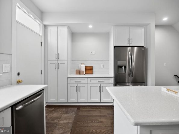 1711 S 20TH Street, Philadelphia PA 19145