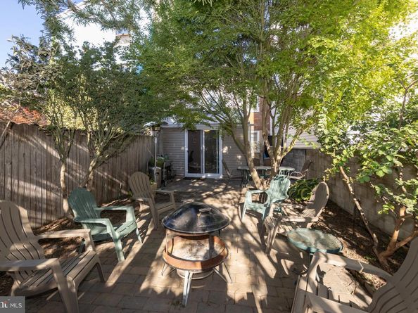 1218 E Columbia Avenue, Philadelphia PA 19125