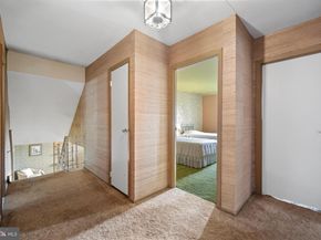 421 Jonathan Place, Philadelphia PA 19115