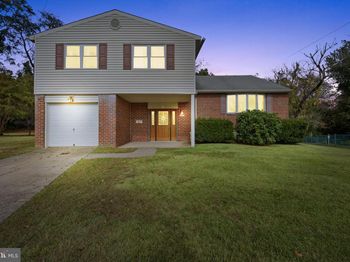 421 Jonathan Place